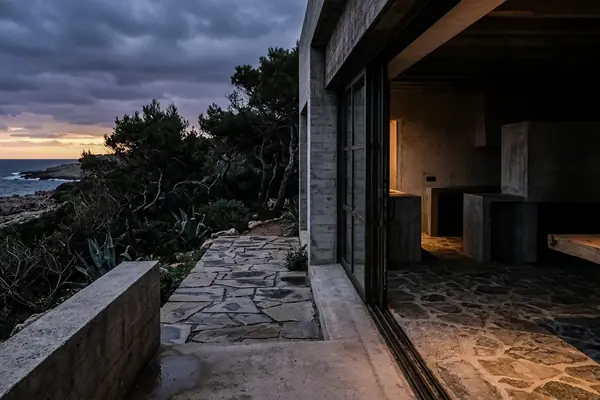 True Luxury Demands Friction Between Interior and Exterior Spaces